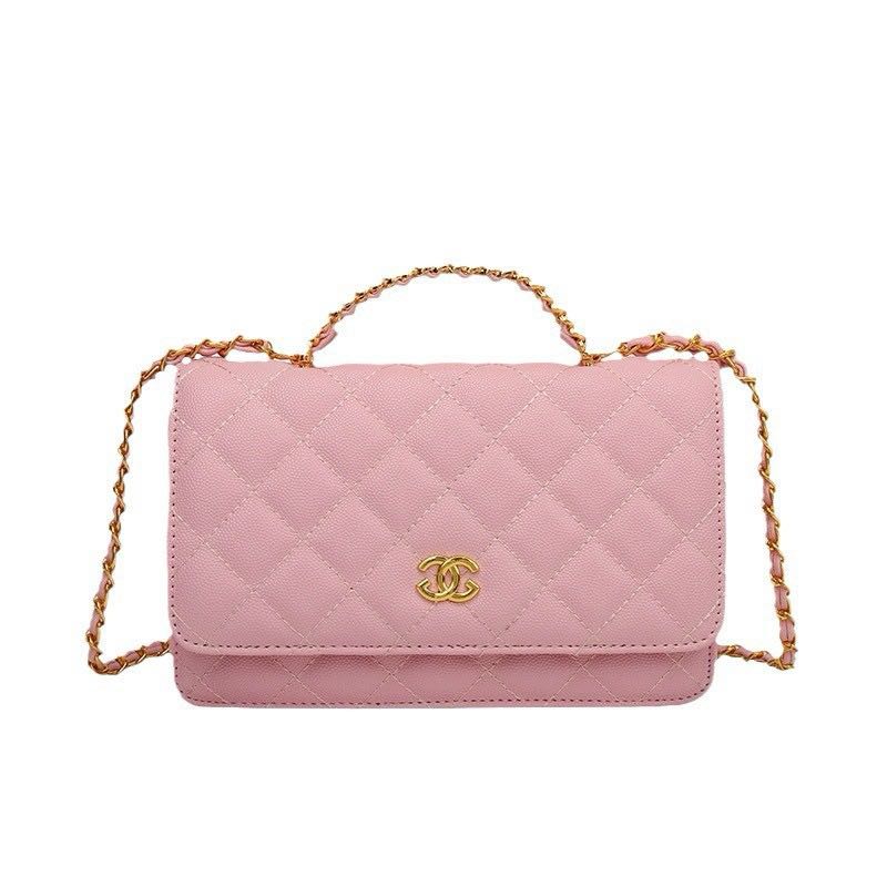 Portefeuille Sur Chaîne en Cuir d'Agneau Brillant avec Perles et Métal Doré